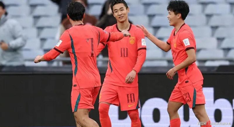 从联赛土壤到国家队天花板:邵佳一的“作业”为何治标不治本 体育新闻