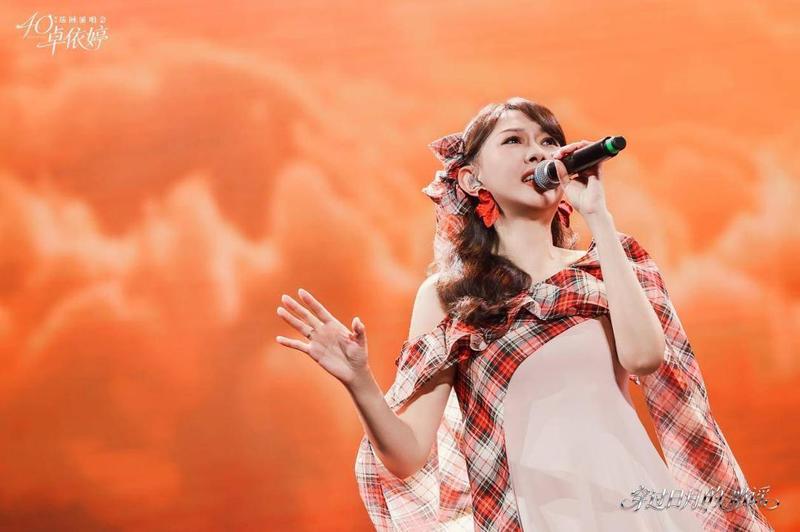  技术视角下的40年常青密码：卓依婷演唱会声场设计全解析 娱乐新闻