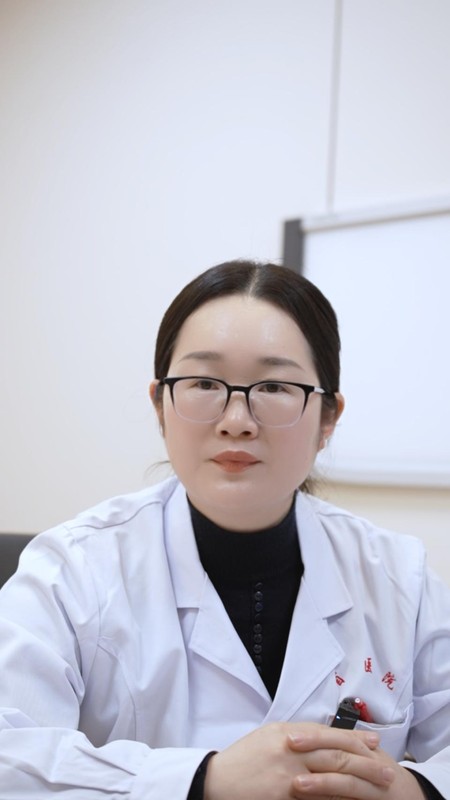  “感觉过年去医院不吉利”，河南一44岁女子持续胸痛硬扛27小时，医生：急性心梗，错过了最佳手术时机 新闻