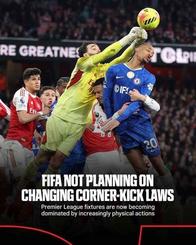 角球拉扯争议再起;国际足联选择按兵不动;现有机制能否长久奏效? 体育新闻