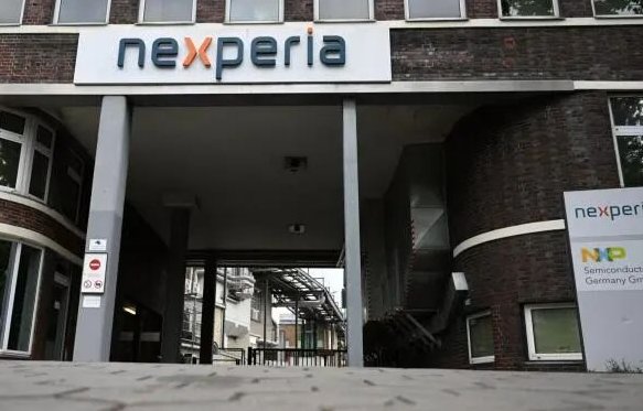  本土制造迎来新阶段；安世中国依托12英寸平台，器件生产逐步恢复。 IT技术