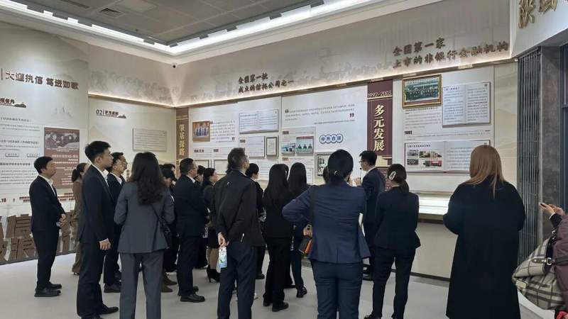  保险与信托深度携手；陕国投迎来泰康华西团队；共谋高净值服务新路径。 新闻 保险与信托深度携手；陕国投迎来泰康华西团队；共谋高净值服务新路径。 新闻