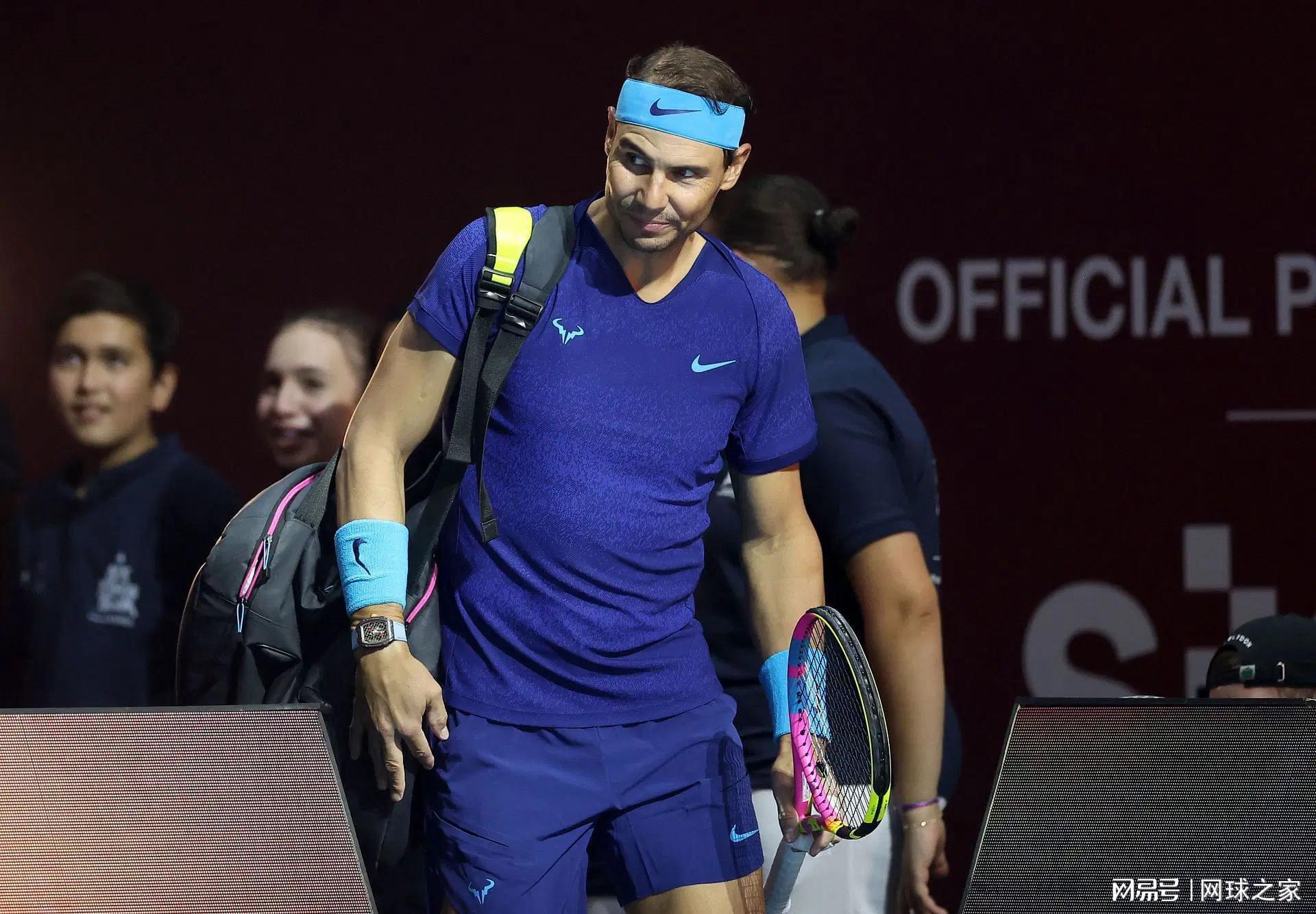  【技术拆解】从红土之王到绿茵新手：纳达尔高尔夫挥杆的生物力学困局与突破路径 体育新闻